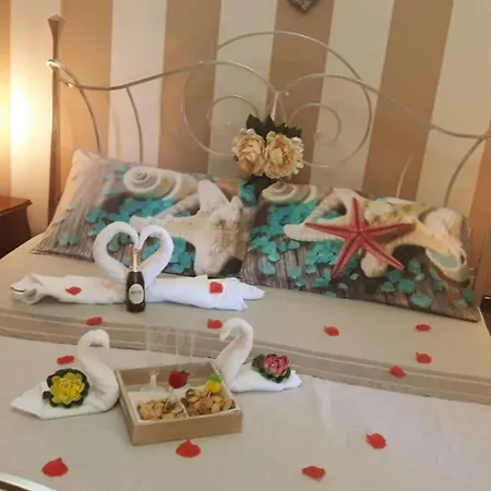 Pompei House Bed & Breakfast 3*