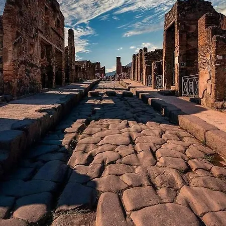 Pompei House Alojamento de Acomodação e Pequeno-almoço 3*